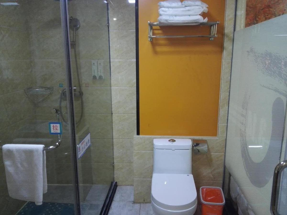 Pai Hotel Huiam Jinghenggu Plaza Jinhu  Exterior photo